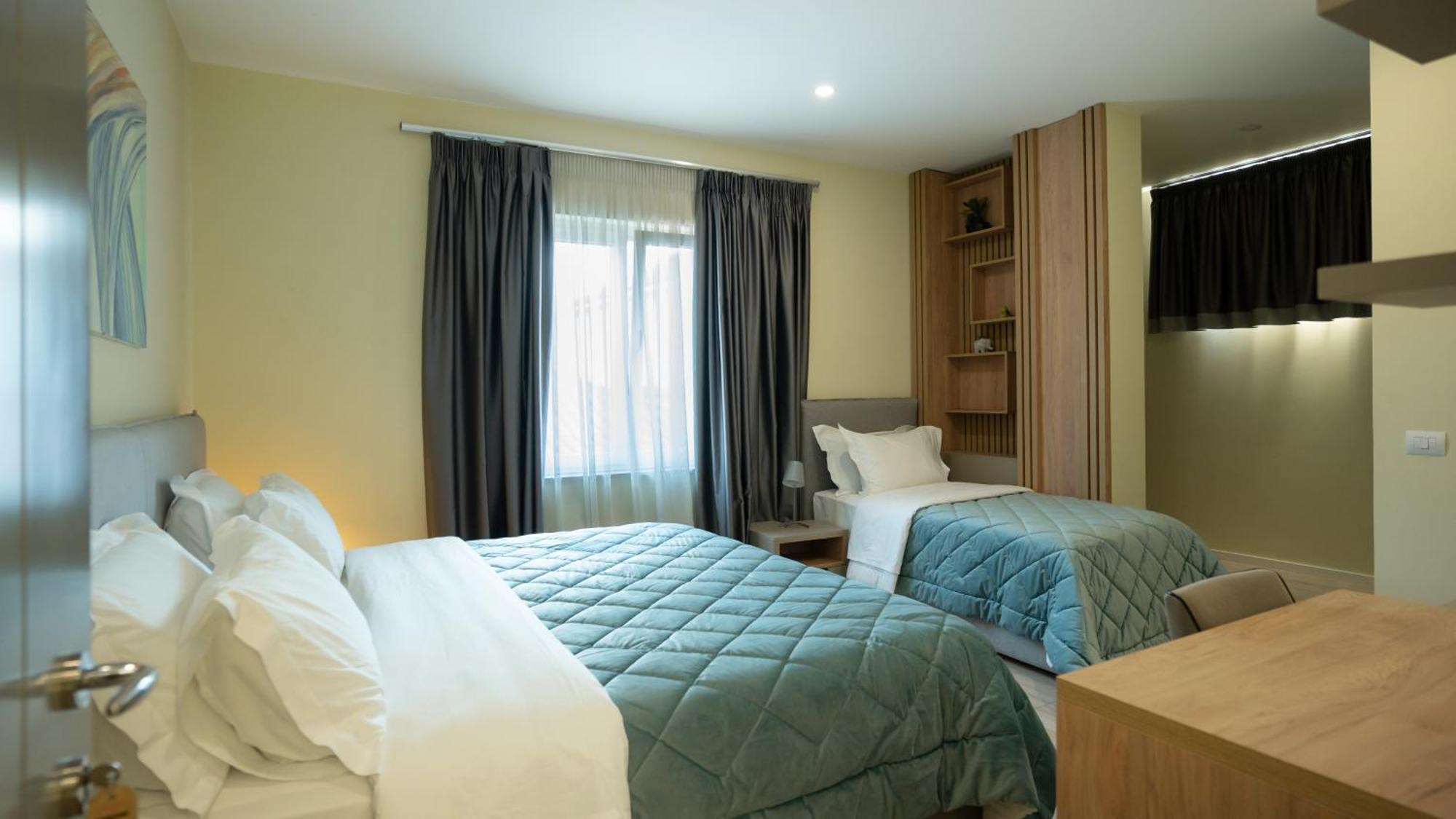 F&M Hotel 2 Тирана Экстерьер фото