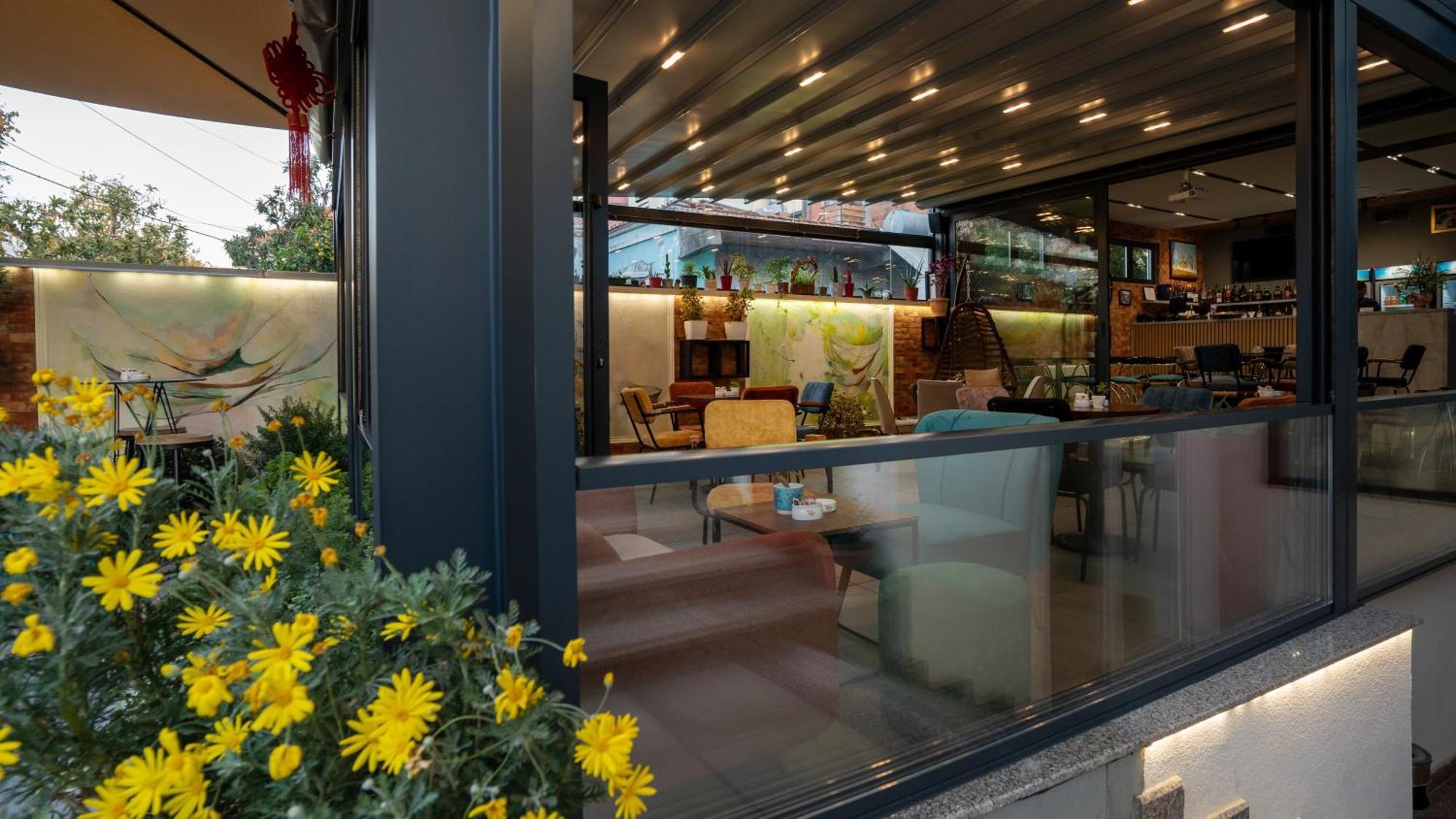 F&M Hotel 2 Тирана Экстерьер фото